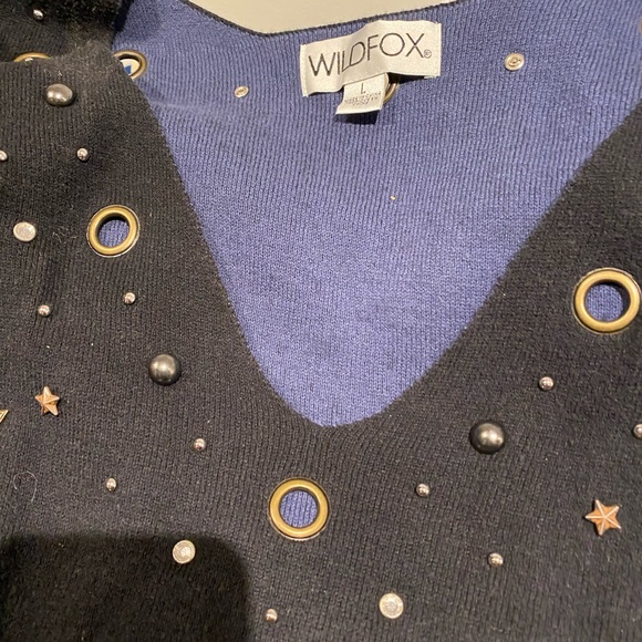 Wildfox pullover studded v neck sweater - Picture 4 of 4